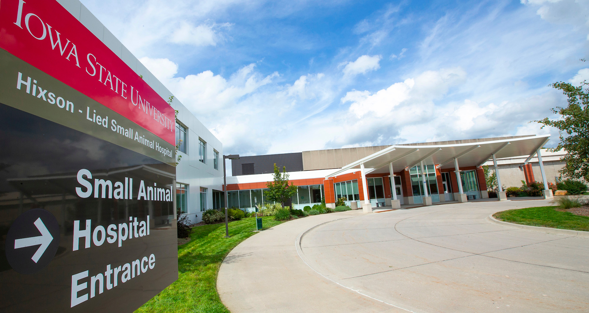 Small Animal Hospital entrance